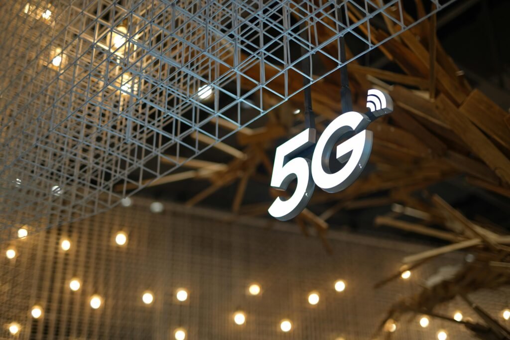 How 5G and 6G Technology Will Change the Internet Forever